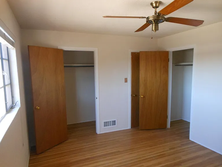 723 Adams St NE — Photo 25