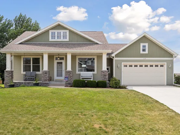 1124 Bridle Creek Dr, Jordan, MN 55352