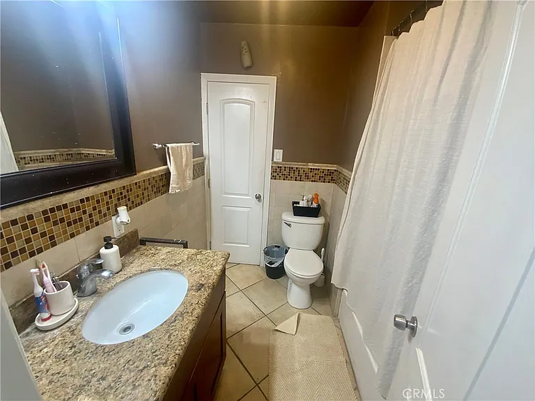 206 E Raymond St — Photo 10