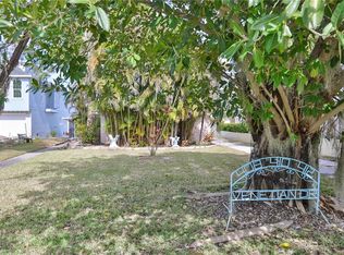 412 Venetian Dr, Clearwater, FL 33755