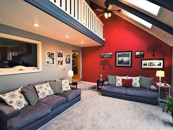 4th image of 10107 Balsam Dr