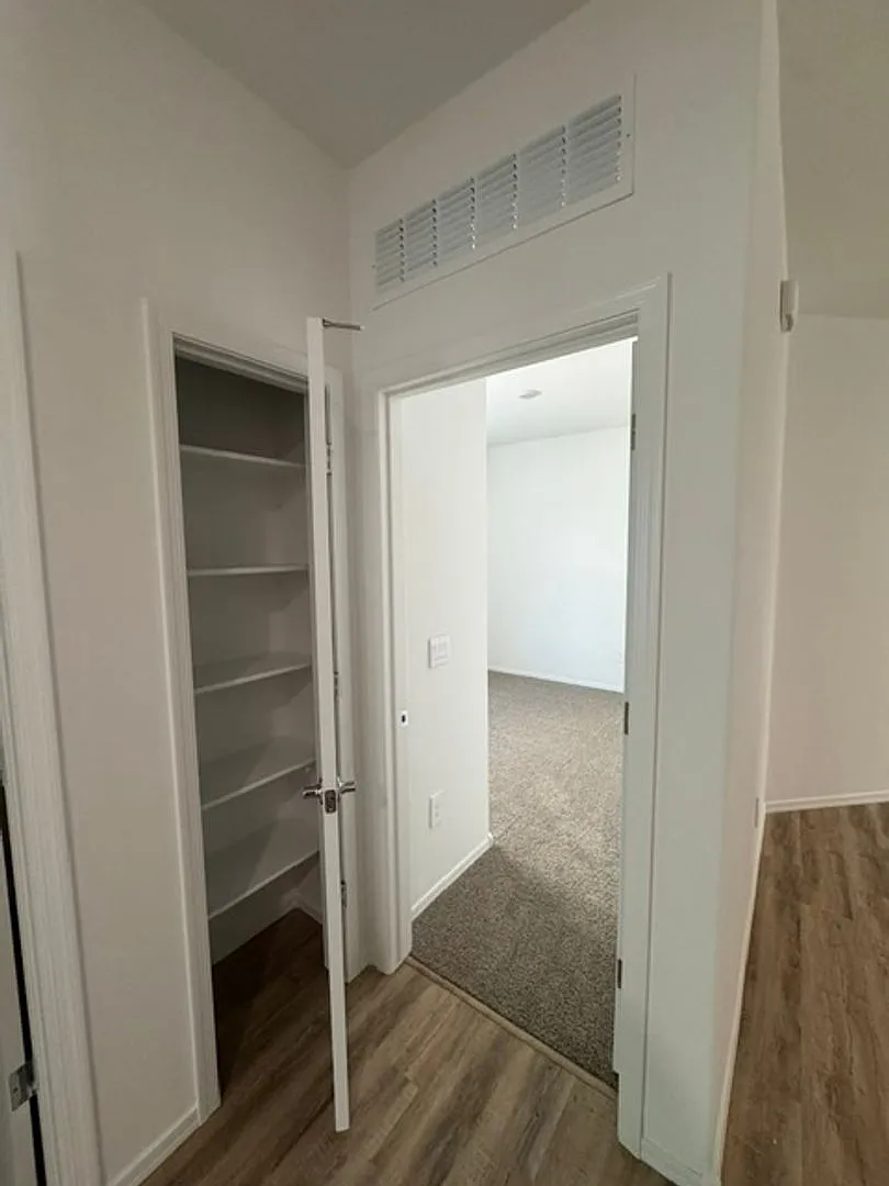Marana- 4 Bedroom/ 2 Bathroom Brand New Home! — Photo 4