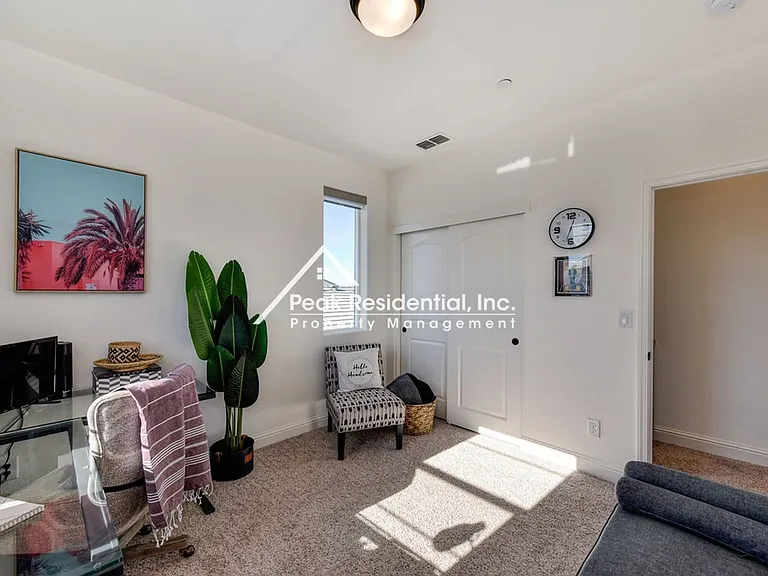 12753 Glass Beach Dr — Photo 46