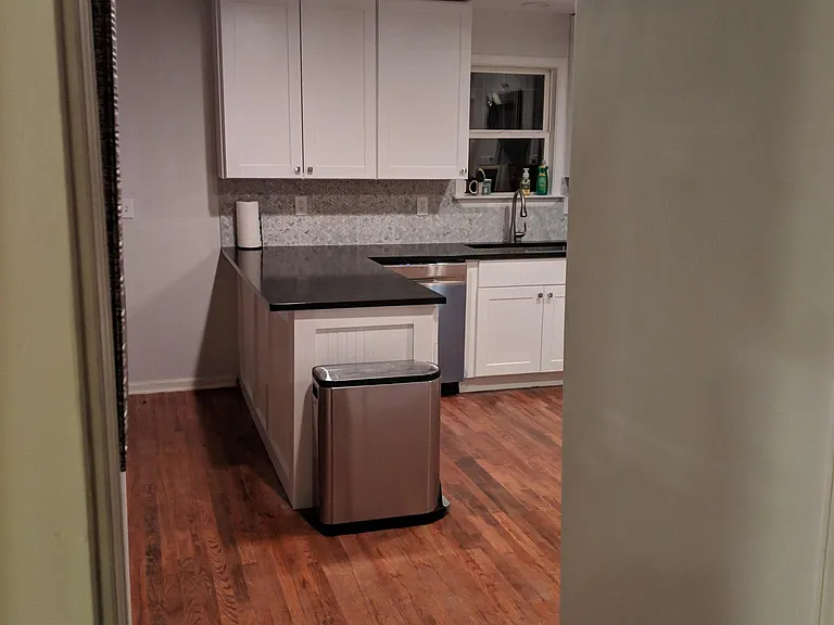 924 Smith St SW — Photo 26