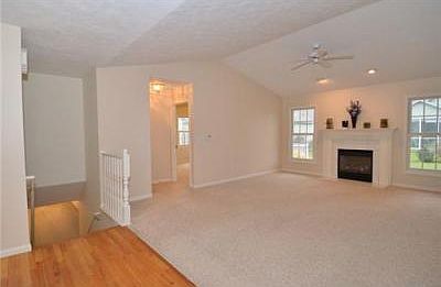 2nd image of 2016 Wild Rose Ln