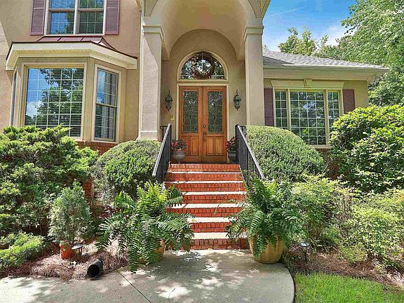 3rd image of 1111 Astoria Ln