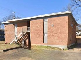 300 Lucy Ave, Memphis, TN