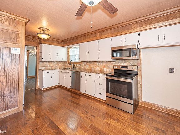 4th image of 111 Carnegie Ave