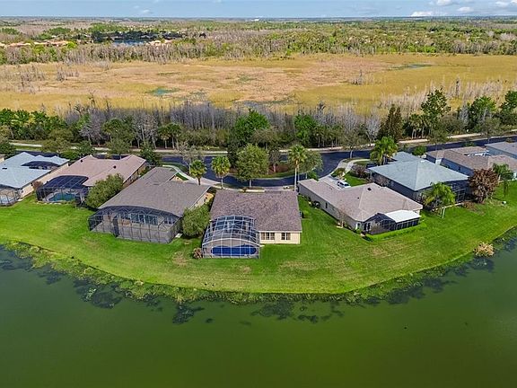 3rd image of 813 Glendora Rd N