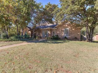 2001 Powderhorn, Edmond, OK 73034