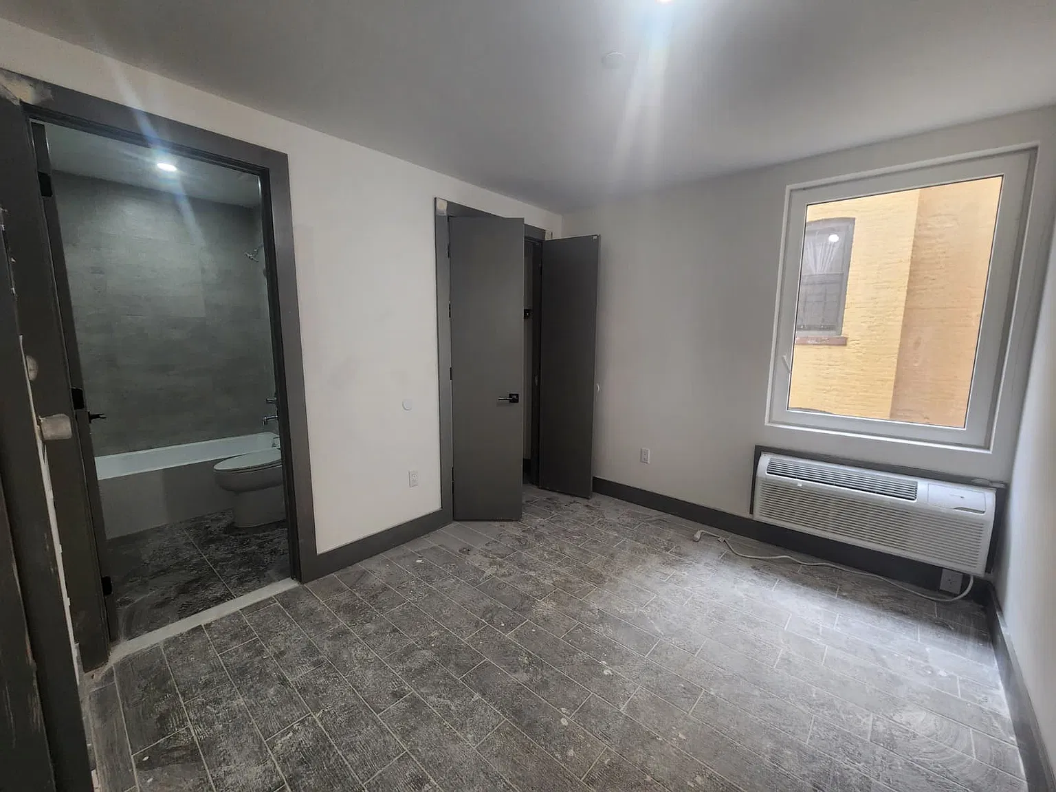 3 bed, $3,606 — Photo 2