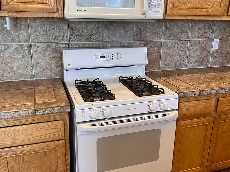 588 Wedge Ln — Photo 10