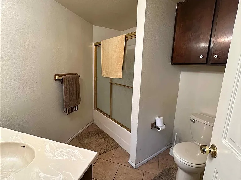 600 Summit Blvd #A — Photo 21