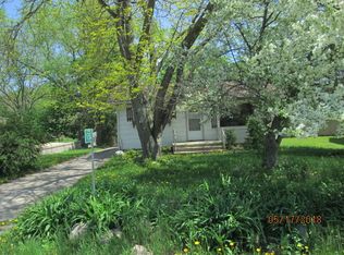 9263 392nd Ave, Genoa City, WI 53128