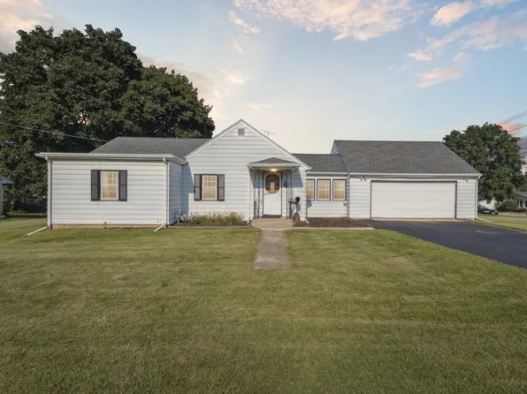 503 Douglas St, Belvidere, IL 61008