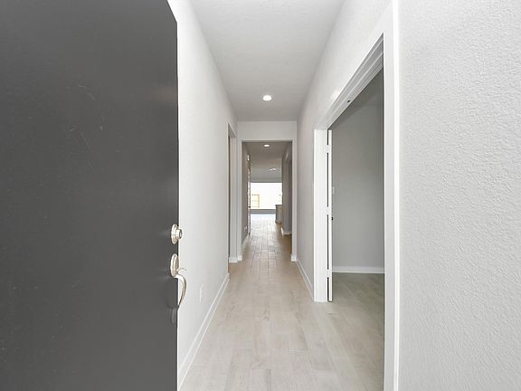 3rd image of 11103 Tulip Ridge Trl
