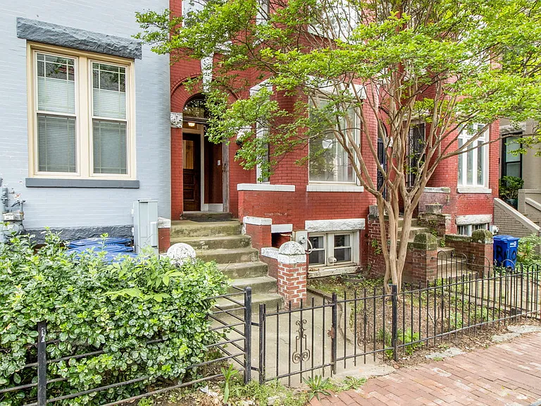 8 R St NW #3 — Photo 8