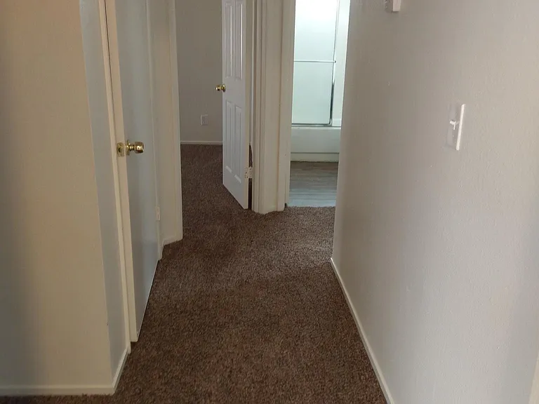 2282 Ray Kanel Dr — Photo 5