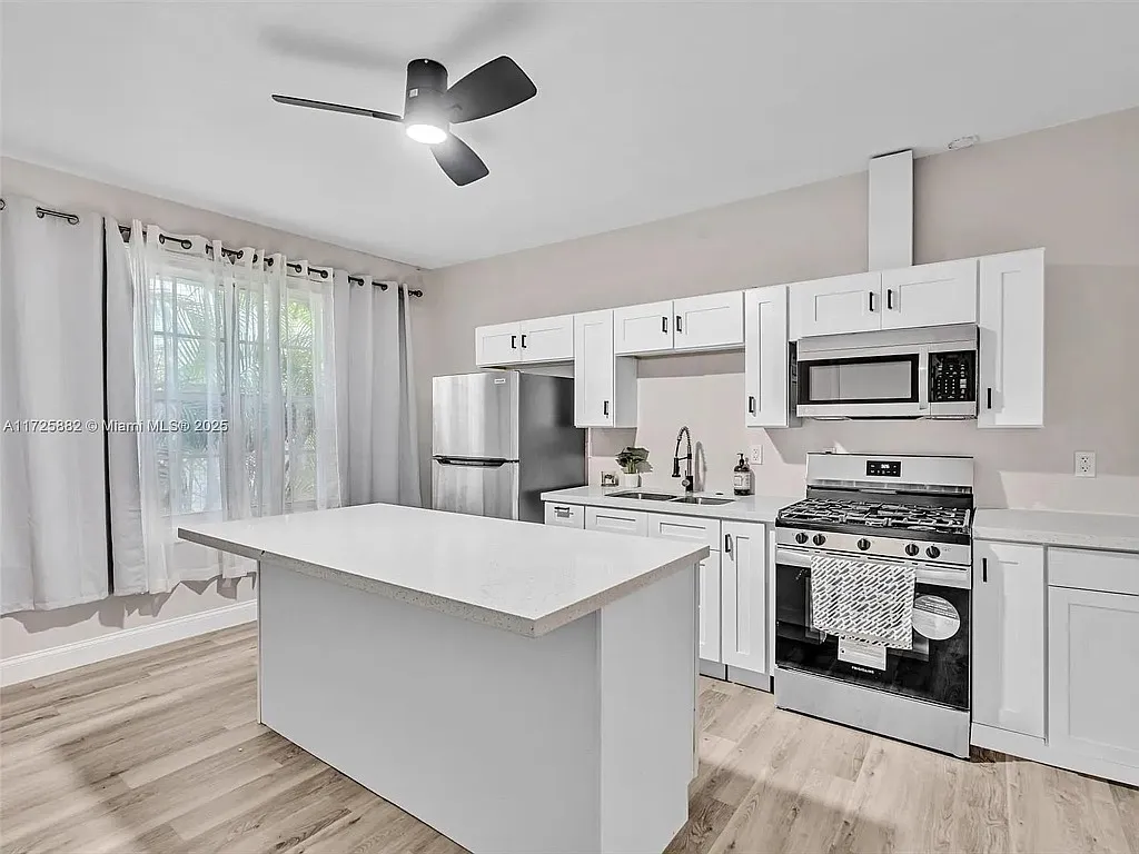 Photo 1 of 12 - 1018 Euclid Ave #2 - Miami Beach, FL Everything is brand new and the apartment is now furnished - 1018 Euclid Ave #2