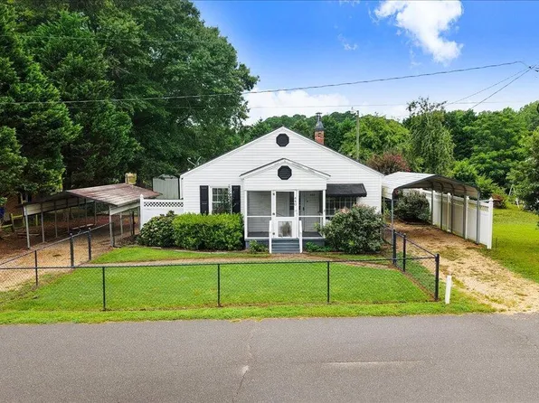 440 S Church St, Coats, NC 27521