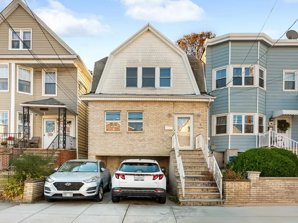 100 W 55th St, Bayonne, NJ 07002