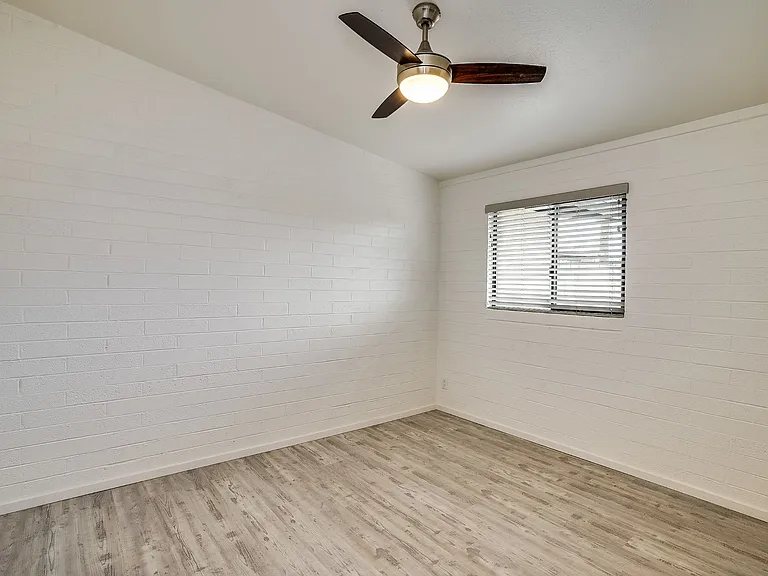 2198 Country Club — Photo 27