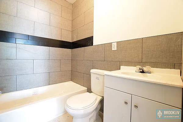 Rented by null | media 25