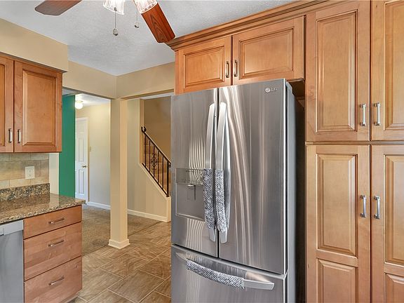 4th image of 303 Olde Ingomar Ct