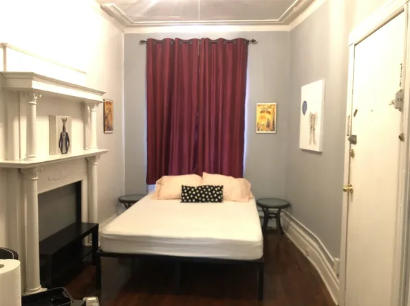 319 8th Street image 1 of 7