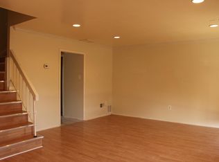 777 Sugarland Run Dr, Sterling, VA 20164