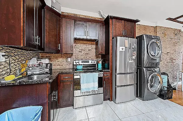 Rented by Compass | media 11