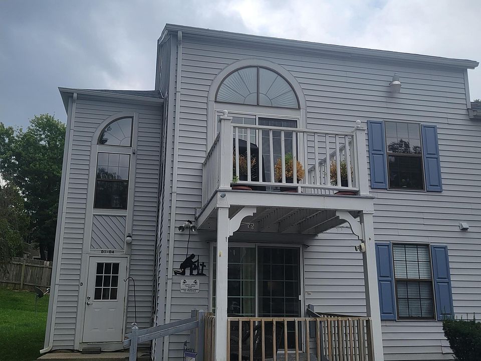 1st image of 404 Bainbridge Ct APT D4