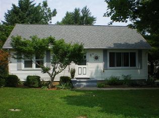 50 Elm Rd, Medway, OH 45341