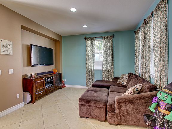 4th image of 37196 Ascella Ln