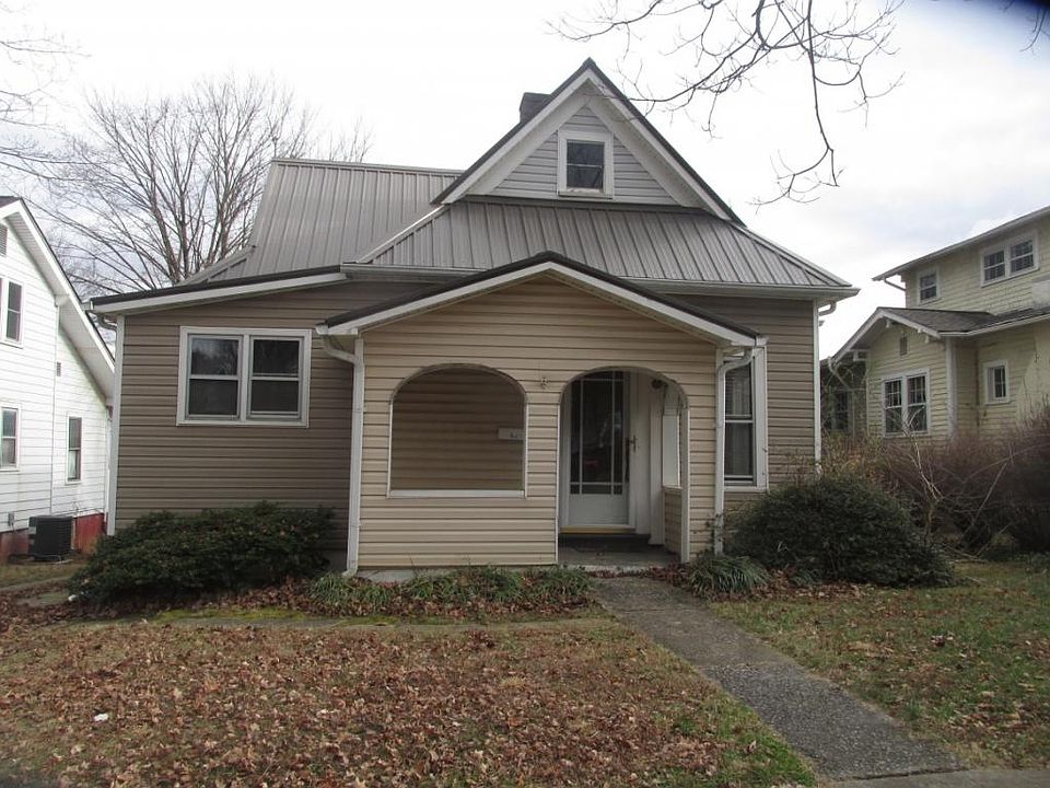 1st image of 220 E Holston Ave