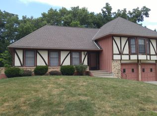 12208 W 73rd Ter, Shawnee, KS 66216