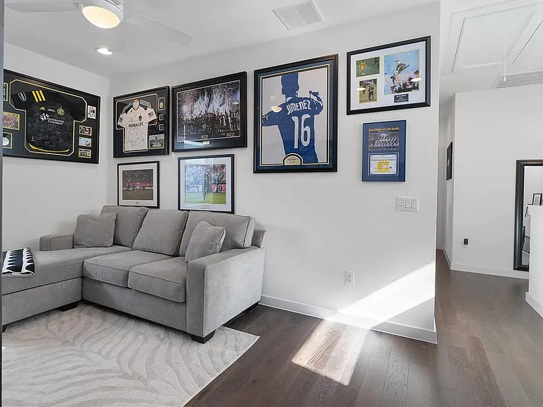 4020 Airport Blvd #7 — Photo 17