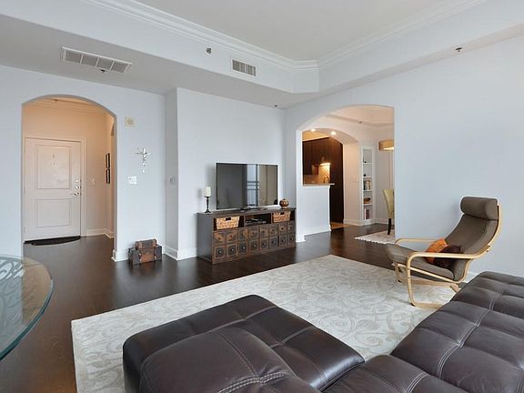4th image of 3445 Stratford Rd NE APT 2404