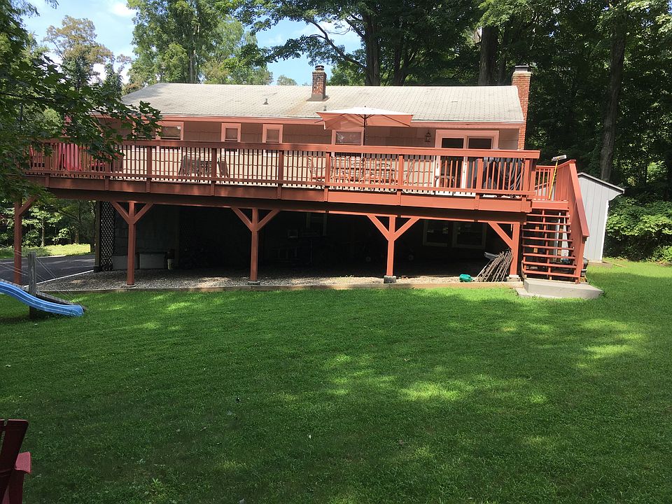 2nd image of 1799 Lockwood Rd