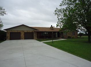 1143 N Enterprise Rd, Ponca City, OK 74604