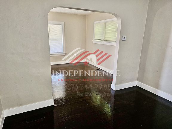 5th image of 2449 Nill Ave