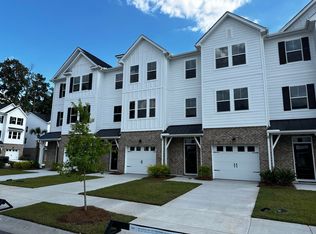 9423 Sun Fountain Dr, Summerville, SC 29485