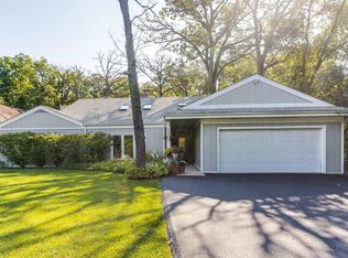 3443 Buena Rd, Highland Park, IL 60035