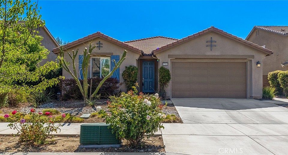 1st image of 37568 River Oats Ln