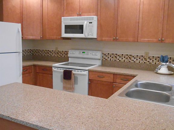 5th image of 2821 Lou Ann Dr APT 127