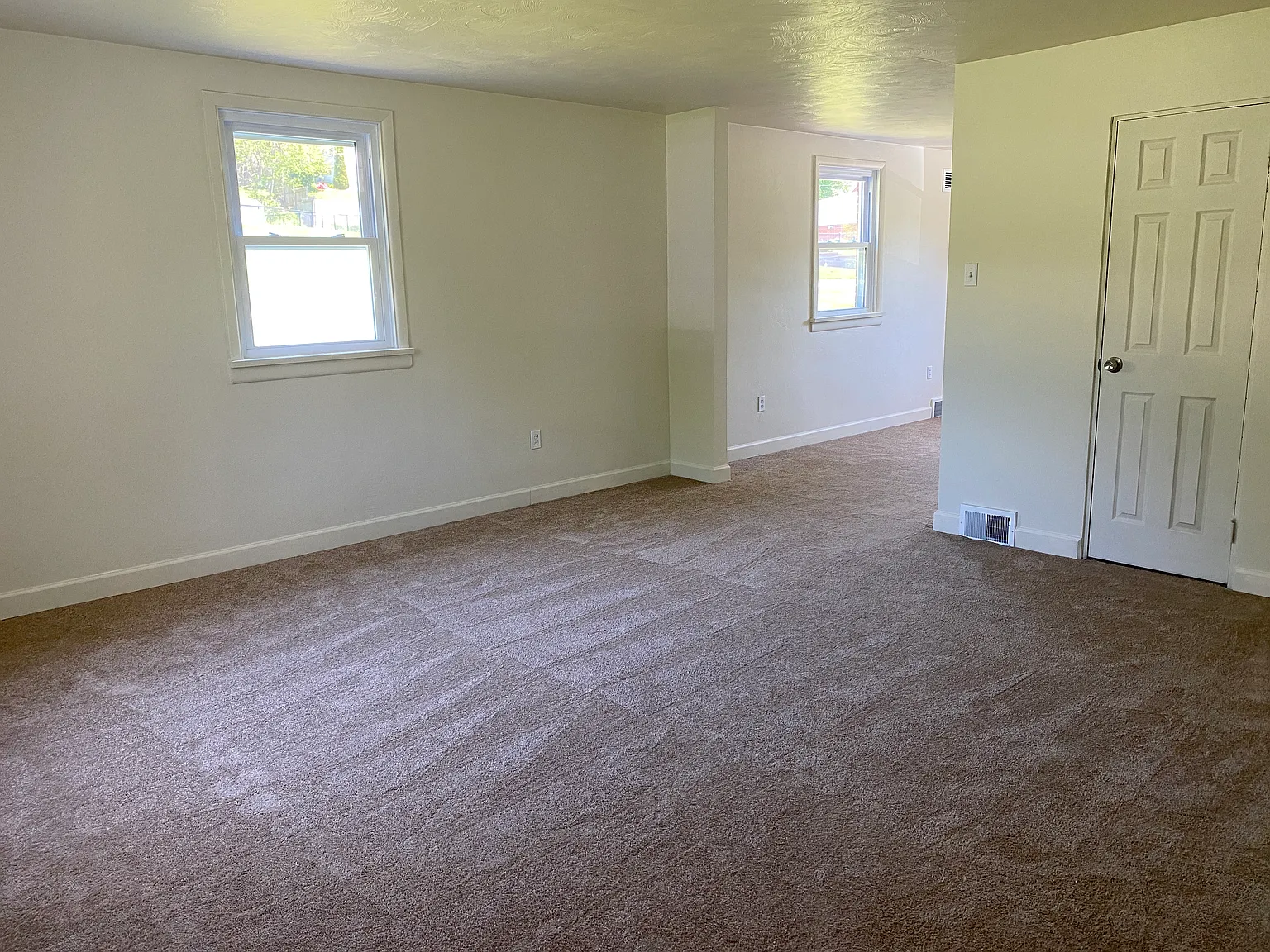 2 bed, $1,295 — Photo 3