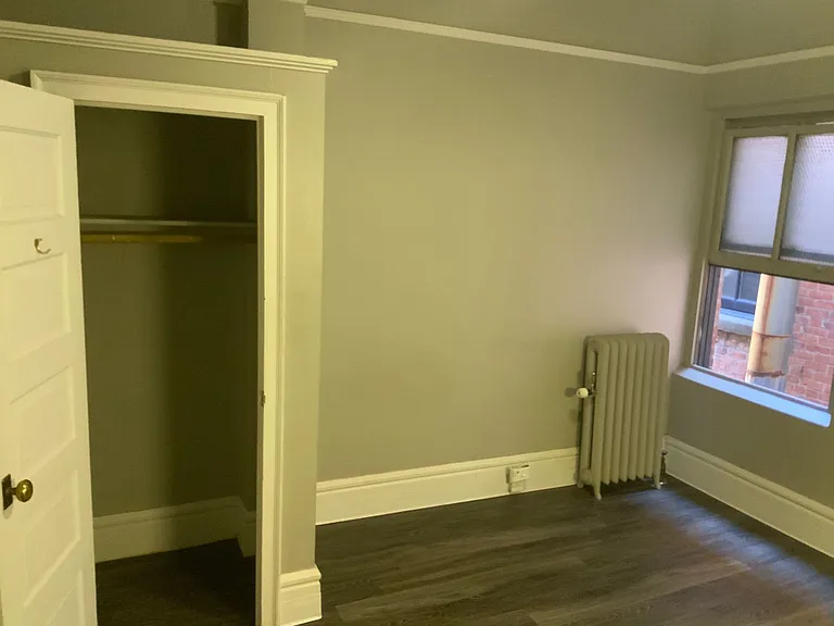 106 S Cedar St — Photo 6