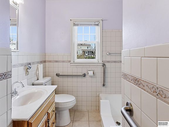 4th image of 1828 N 49th St