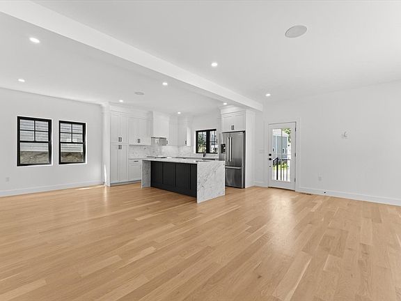 3rd image of 1 Brook St #1A
