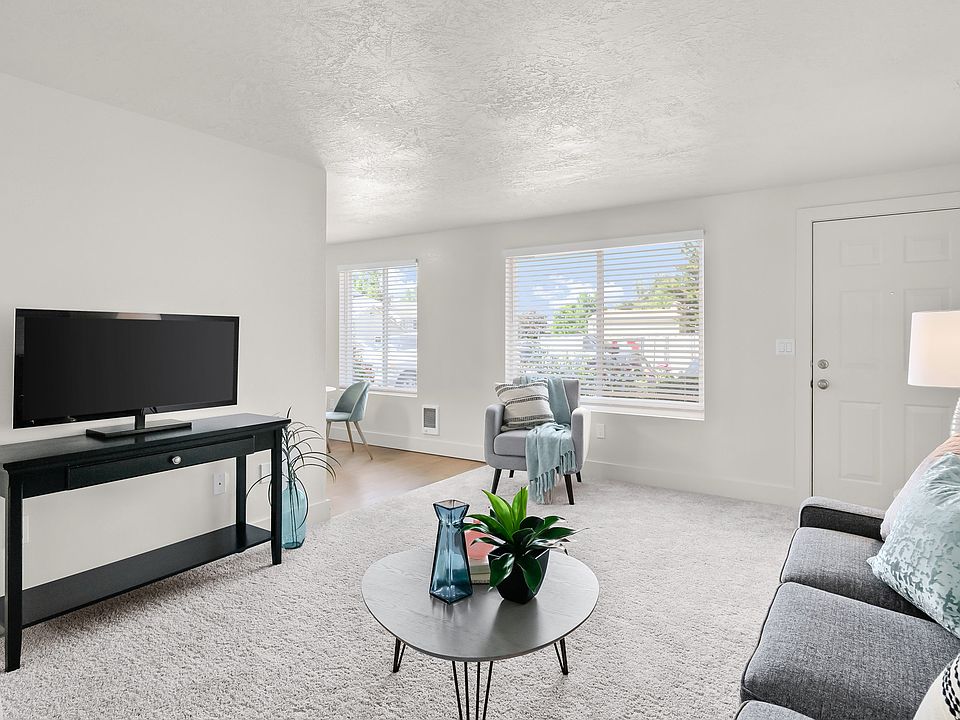 Pacific Crest 950 N 2nd St Silverton OR Zillow